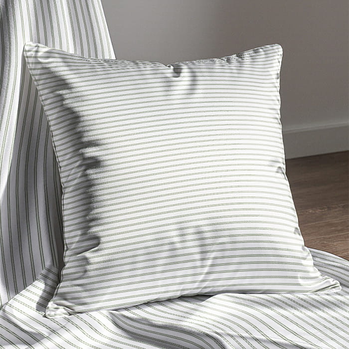 Наволочка 70х70 "Майская долина полоска"