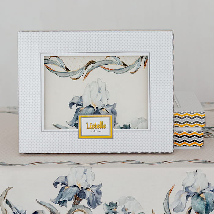 Скатерть овальная 150х200 см "Айрис"