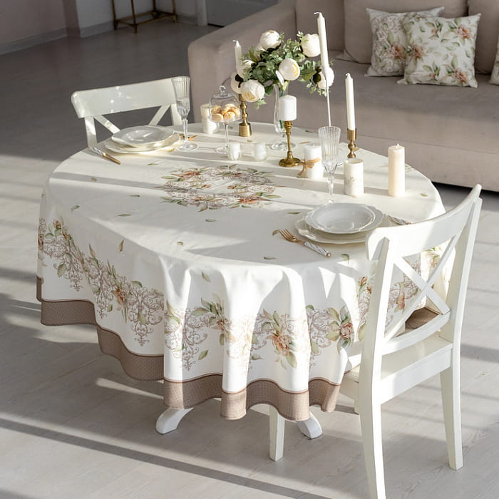 Скатерть овальная 150х200 см "Луиза"