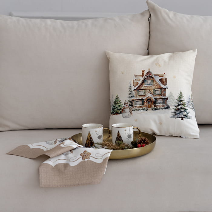 Декоративная наволочка "Пряничный домик двусторонняя"