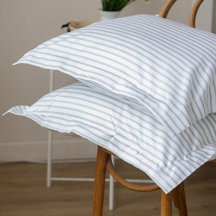 Наволочка 50х70 "Майская долина полоска"