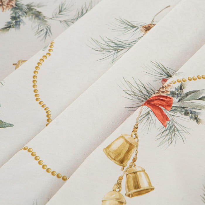 Скатерть 165х260 см "Рождественская классика"