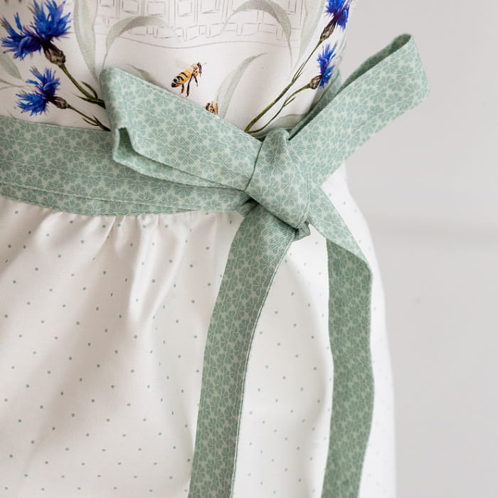 Фартук "Васильки" модель Английский