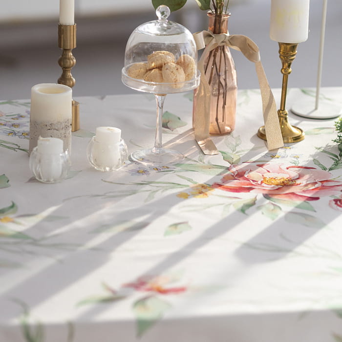 Скатерть 145х145 см "Белла"