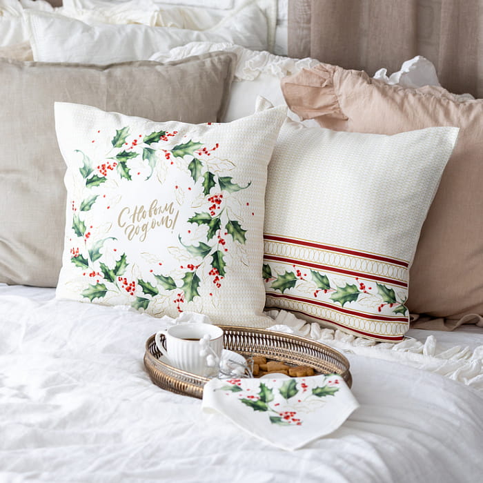 Декоративная наволочка "Элегант венок с надписью"