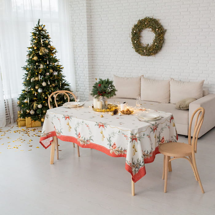Скатерть 165х260 см "Рождественская классика"