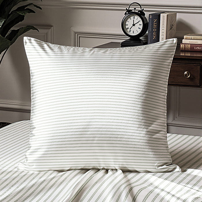 Наволочка 70х70 "Майская долина полоска"