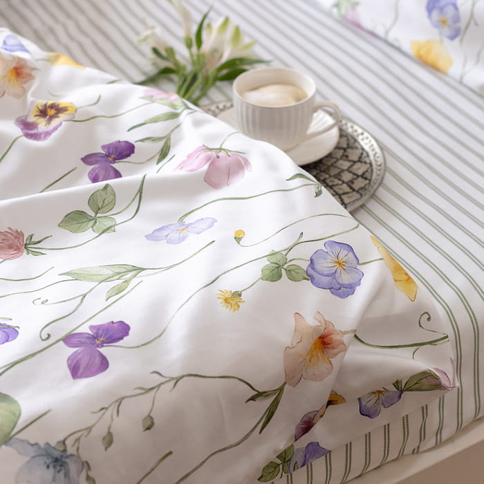 Простыня 215х235 "Майская долина"