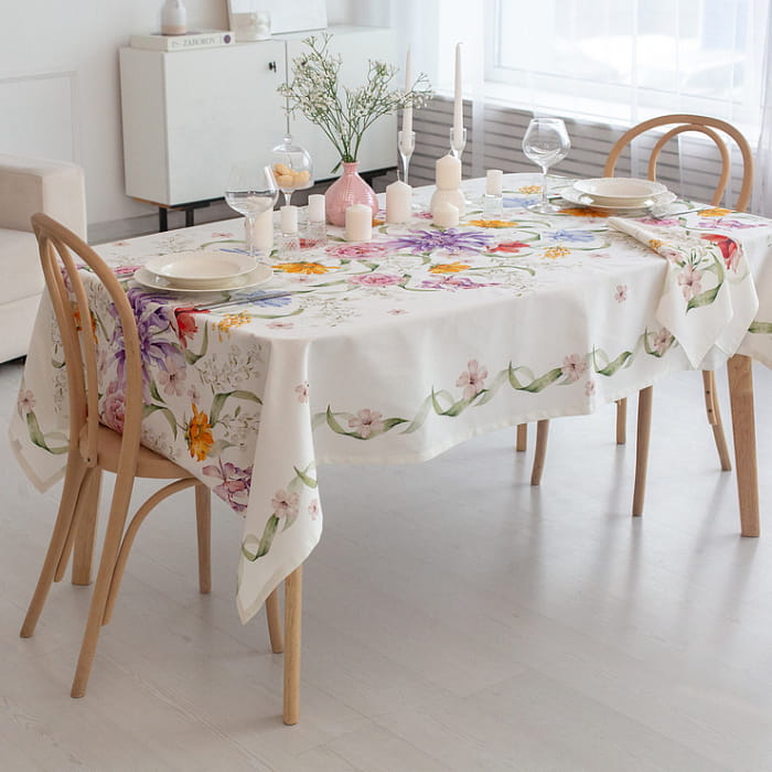 Скатерть 145х180 см "Жаклин"