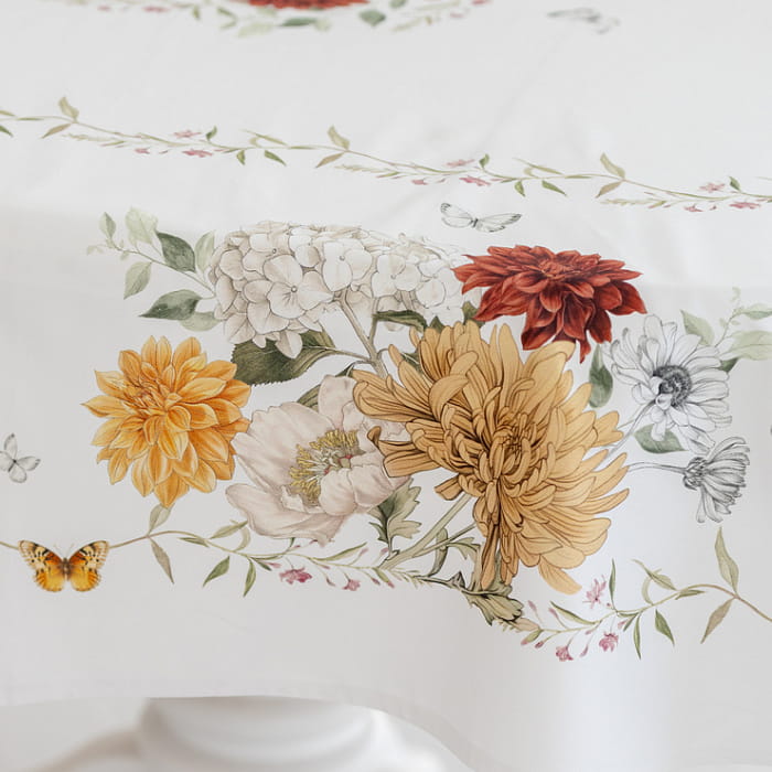 Скатерть овальная 150х248 см "Цветочная симфония"