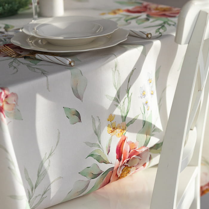 Скатерть 145х145 см "Белла"