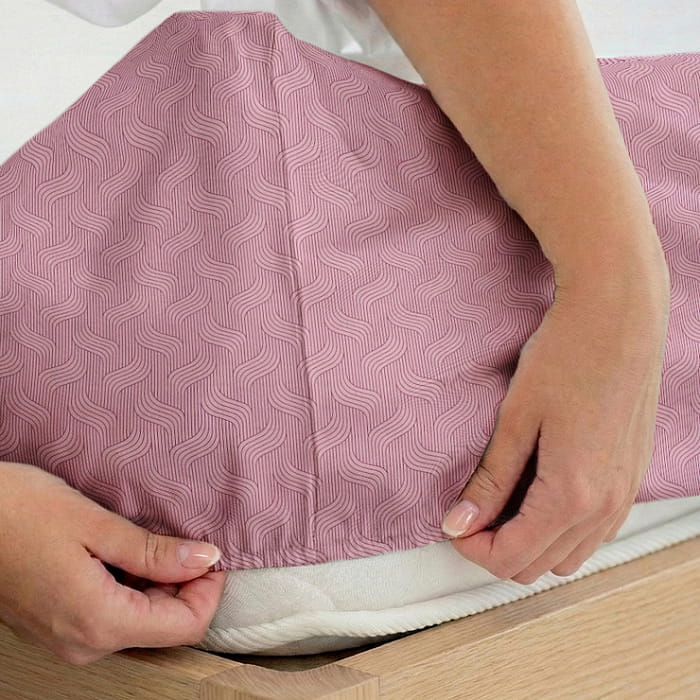 Простыня на резинке 140х200х30 "Амарант"