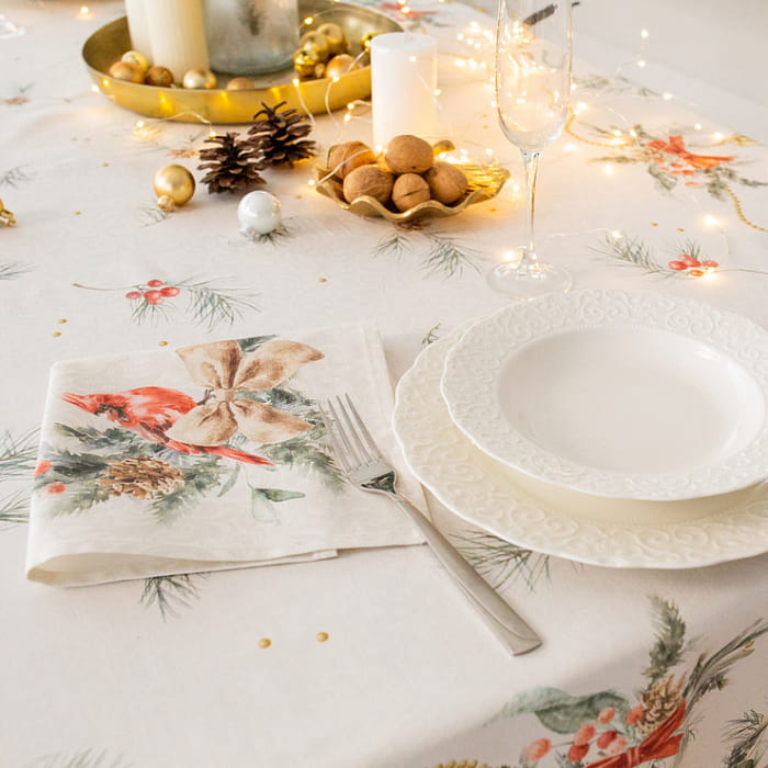 Скатерть 165х260 см "Рождественская классика"