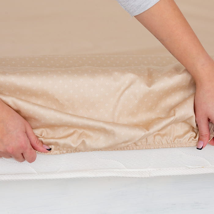 Простыня на резинке 180х200х25 "Фреска"