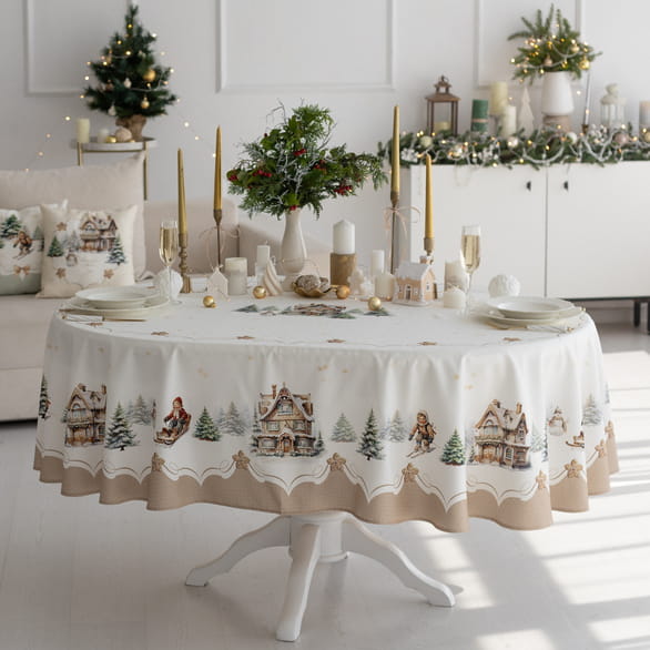 Скатерть овальная 150х200 см "Пряничный домик"