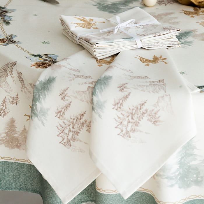 Скатерть круглая D-170 см "Снежный ангел"