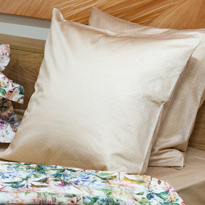 Наволочка 70х70 "Фреска" карамель