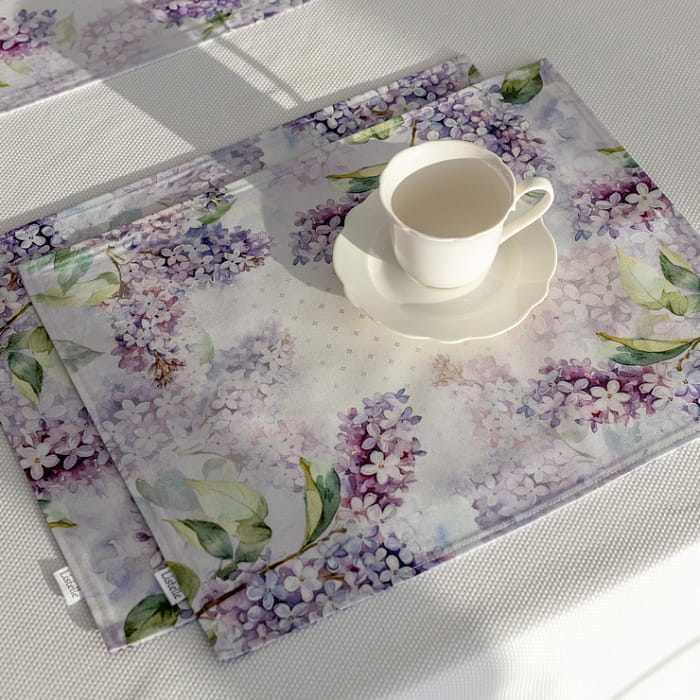Набор  салфеток плейсматов "Аромат сирени"