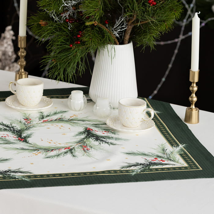 Салфетка-наперон 80х80 см "Ветви Рождества"