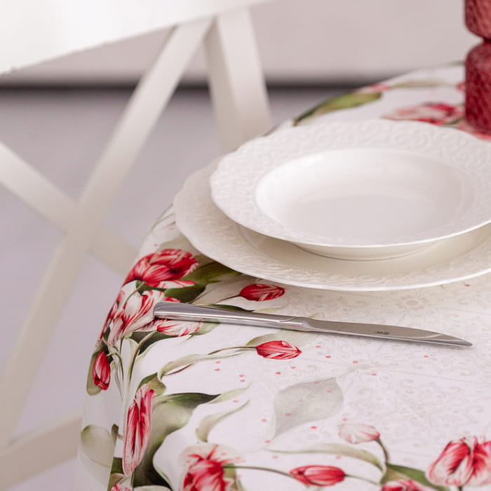 Скатерть круглая D-170 см "Алые тюльпаны"