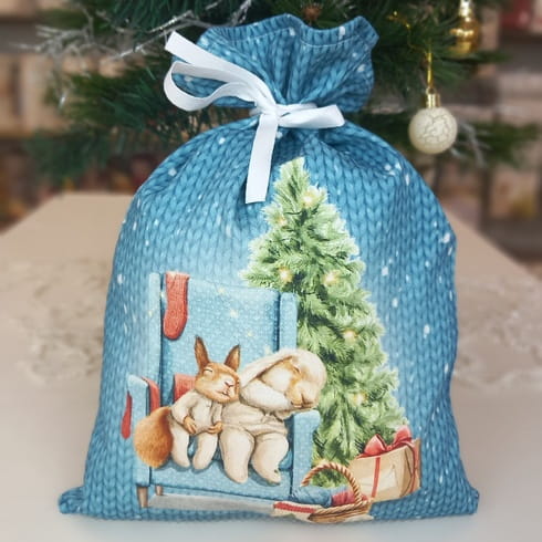 Декоративный мешок "Новогодняя шкатулка усталые зверушки" 24х32 см