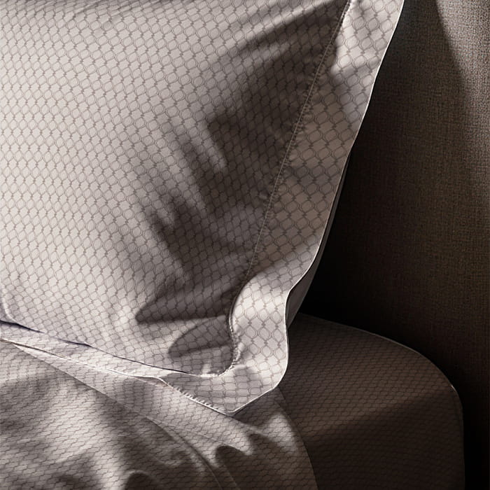 Наволочка 50х70 "Айрис" миндаль