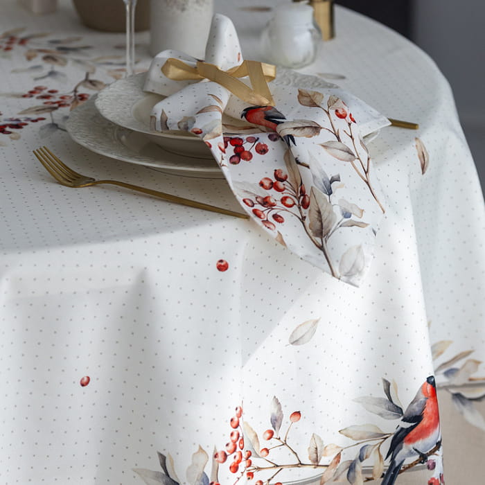 Скатерть круглая  D-170 см "Пернатые истории"