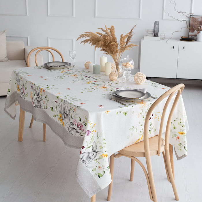 Скатерть 145х145 см "Соната"
