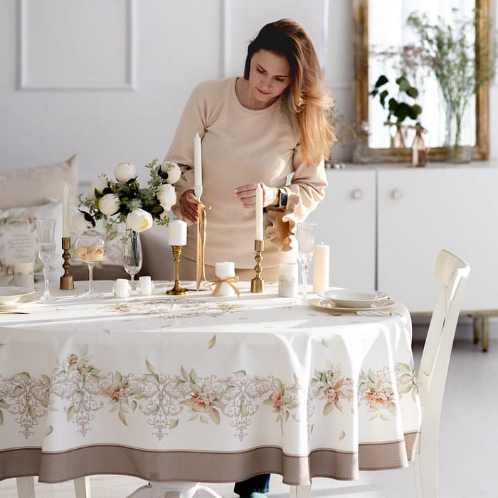 Скатерть овальная 170х250 см "Луиза"