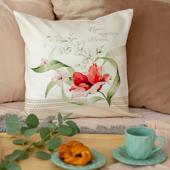 Декоративная наволочка "Жаклин" букет с надписью