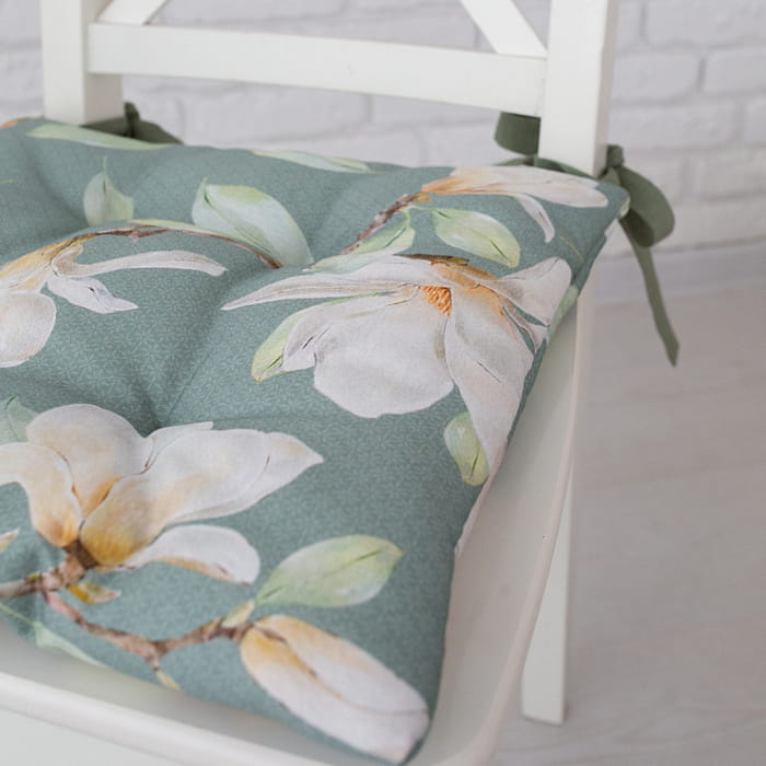 Подушка на стул "Магнолия"