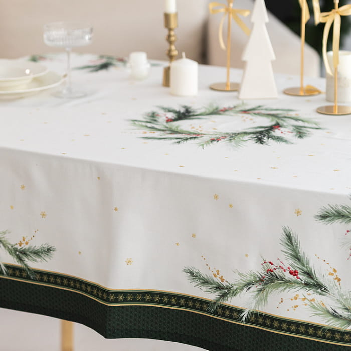 Скатерть 145х145 см "Ветви Рождества"