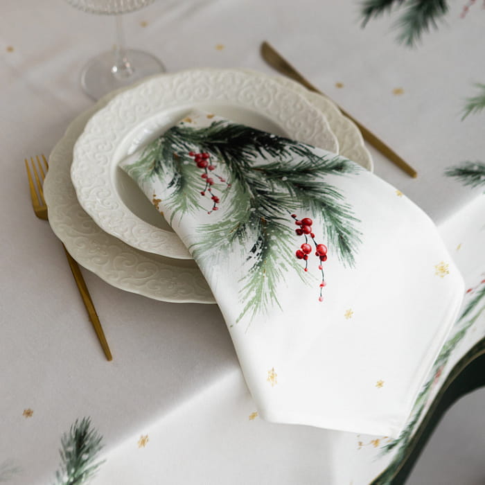 Скатерть 145х185 см "Ветви Рождества"