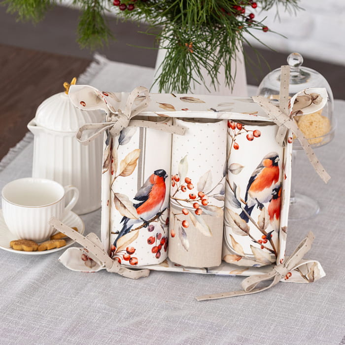 Набор корзинка с полотенцами "Пернатые истории"