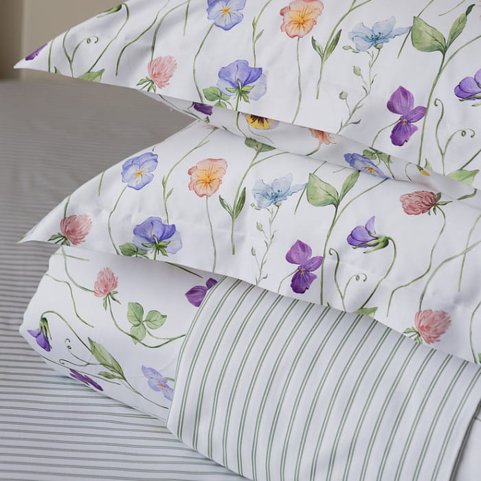 Простыня 235х260 "Майская долина"