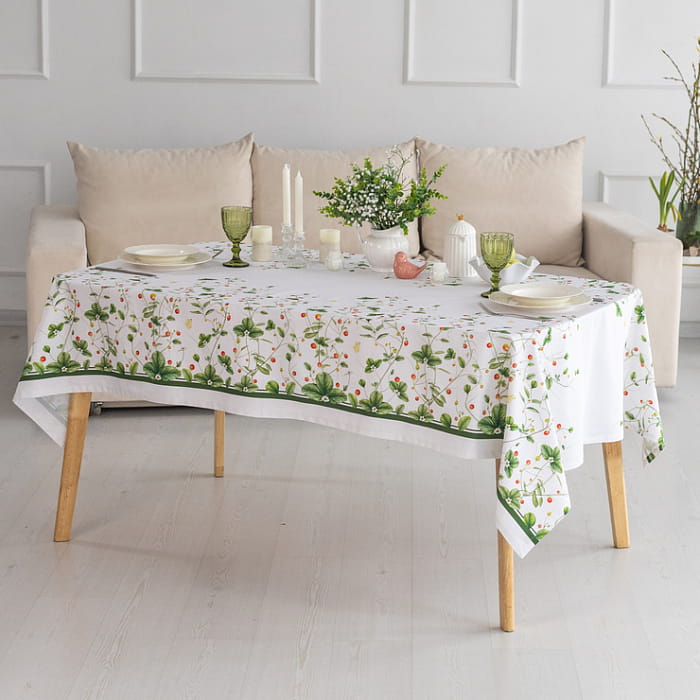 Скатерть  145х180 см "Земляничная поляна"