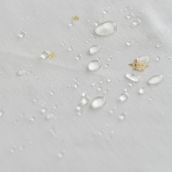 Скатерть овальная 170х220 см "Ветви Рождества"