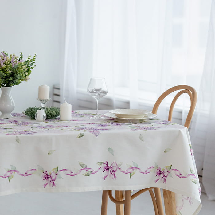 Скатерть  145х180 см "Аромат сирени"