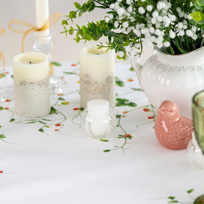 Скатерть круглая D-150 см "Земляничная поляна"