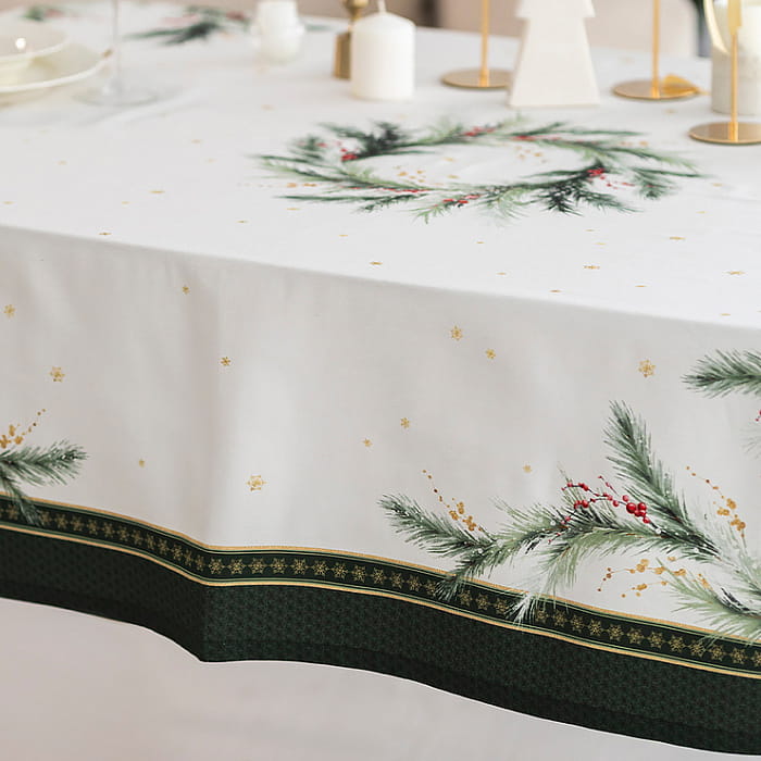 Скатерть 165х305 см "Ветви Рождества"