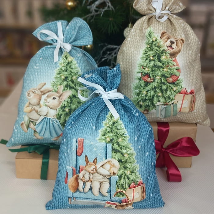 Декоративный мешок "Новогодняя шкатулка усталые зверушки" 24х32 см