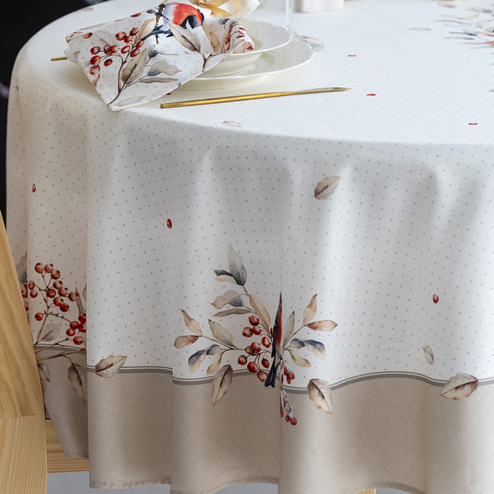 Скатерть круглая D-150 см "Пернатые истории"