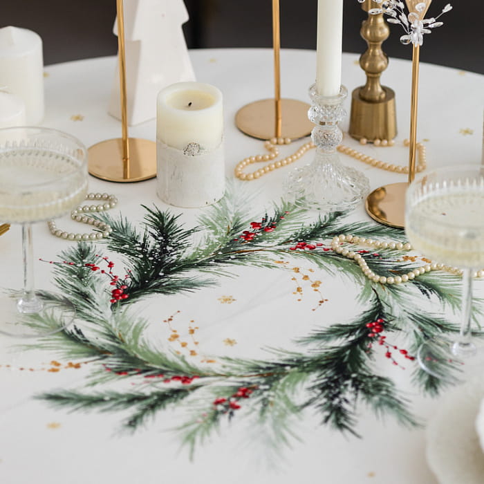 Скатерть круглая D-150 см "Ветви Рождества"