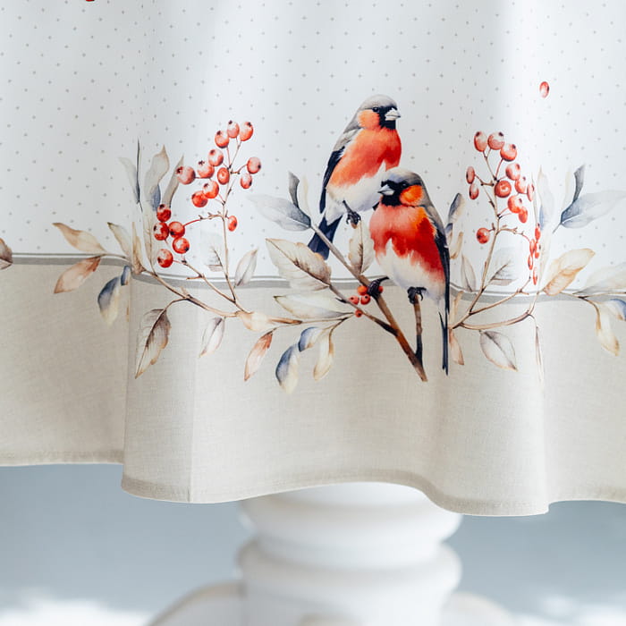 Скатерть круглая  D-170 см "Пернатые истории"