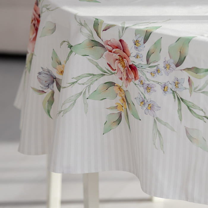 Скатерть овальная 170х220 см "Белла"