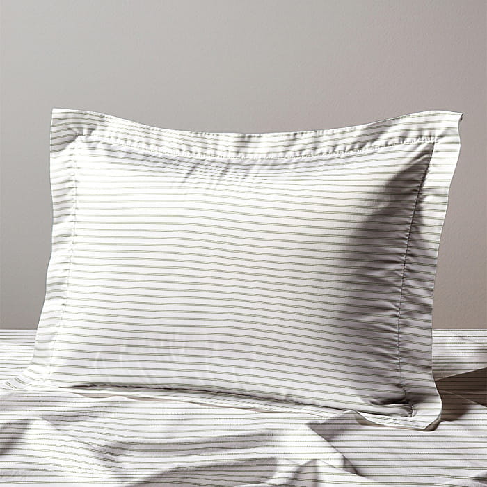 Наволочка 50х70 "Майская долина полоска"