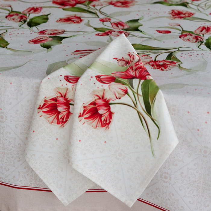 Скатерть  145х180 см "Алые тюльпаны"