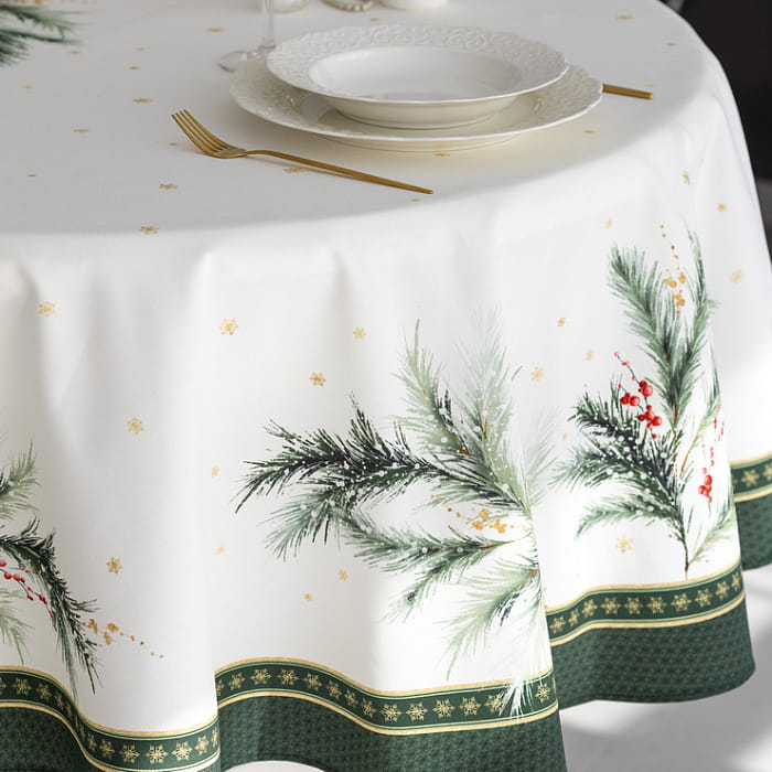 Скатерть круглая D-150 см "Ветви Рождества"