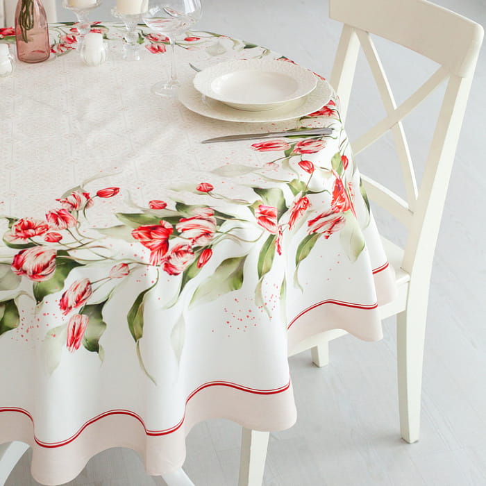 Скатерть круглая D-170 см "Алые тюльпаны"