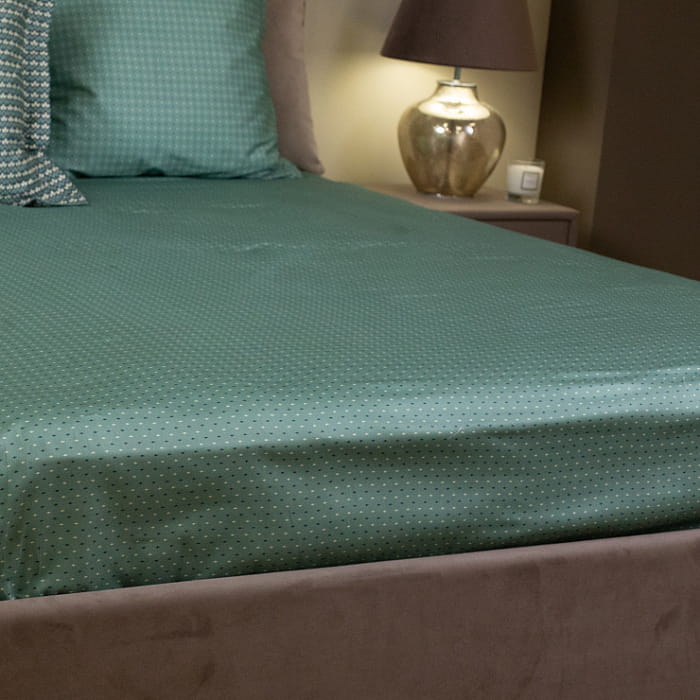 Простыня на резинке 180х200х25 "Рейн"